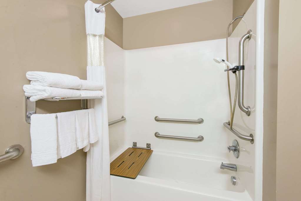 Microtel Inn & Suites By Wyndham - thumb 2