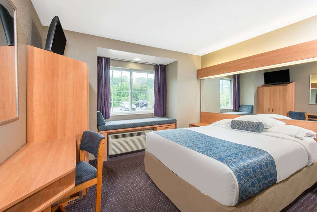 Microtel Inn & Suites By Wyndham - thumb 3