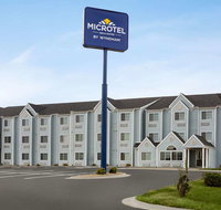 Microtel Inn  Suites by Wyndham Lincoln - Accommodation Michigan