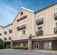 Ramada Limited Little Rock - Accommodation Michigan