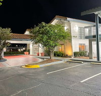 Travelodge by Wyndham Tuscaloosa - Accommodation Michigan