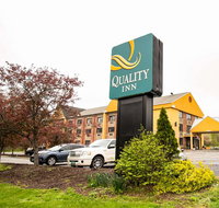 Quality Inn Cromwell - Accommodation Michigan