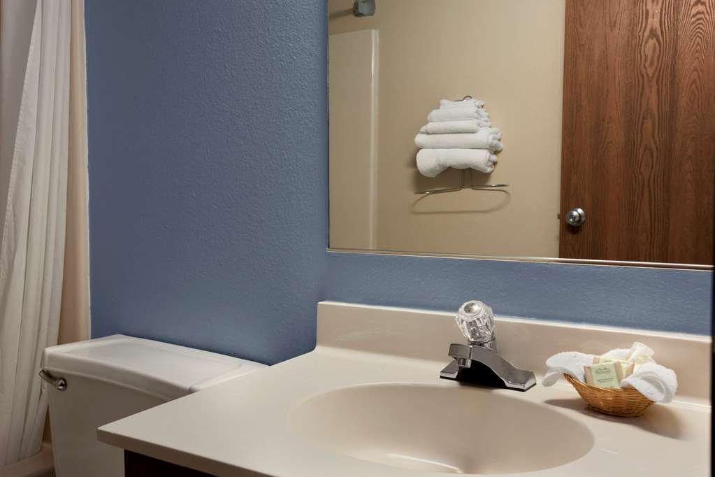 Super 8 Cromwell/Middletown - thumb 8