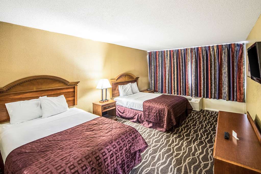 Suburban Studios Fort Wayne - thumb 7