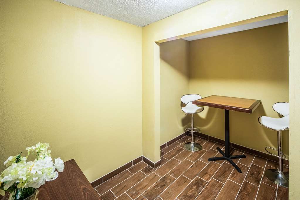 Suburban Studios Fort Wayne - thumb 9