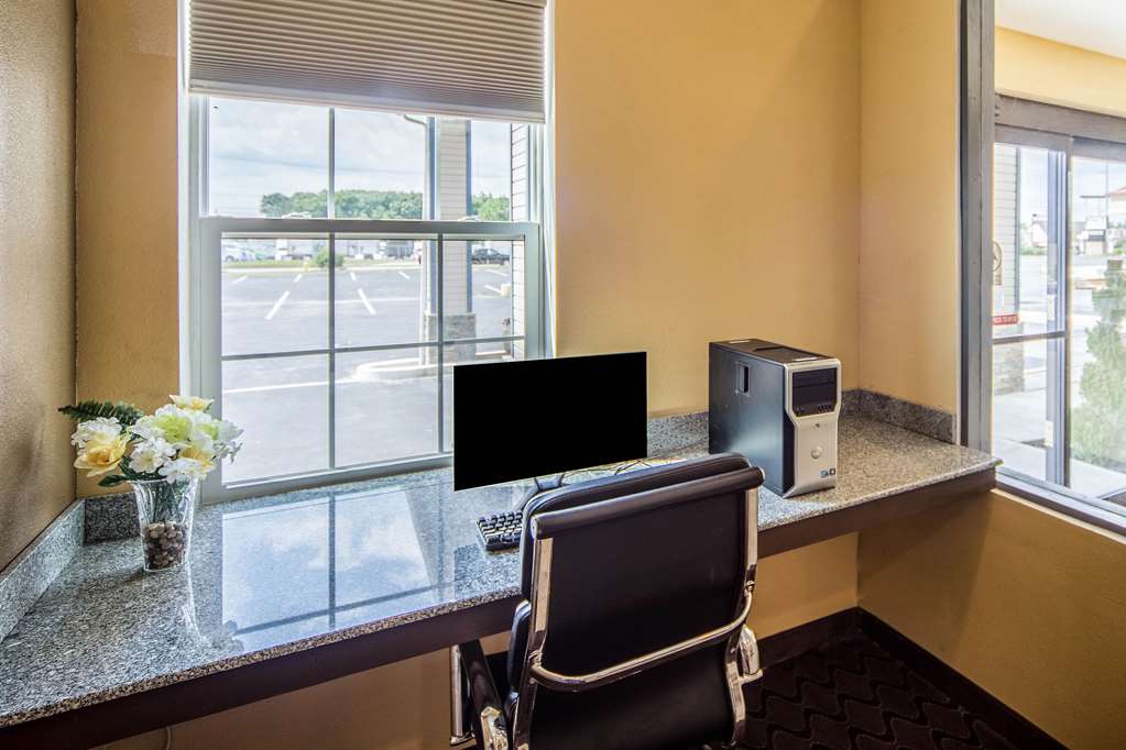 Suburban Studios Fort Wayne - thumb 17