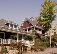 1889 WhiteGate Inn  Cottage - Accommodation Michigan