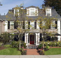 Concord's Colonial Inn - Accommodation Michigan