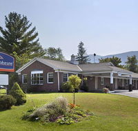 Howard Johnson Williamstown - Accommodation Michigan
