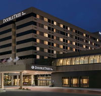 DoubleTree by Hilton Canton Downtown - Accommodation Michigan