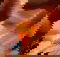 Small-Group Antelope Canyon and Horseshoe Bend Tour from Flagstaff - Accommodation Michigan