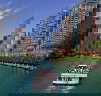 45-Minute Chicago River Architecture Tour from Magnificent Mile - Accommodation Michigan