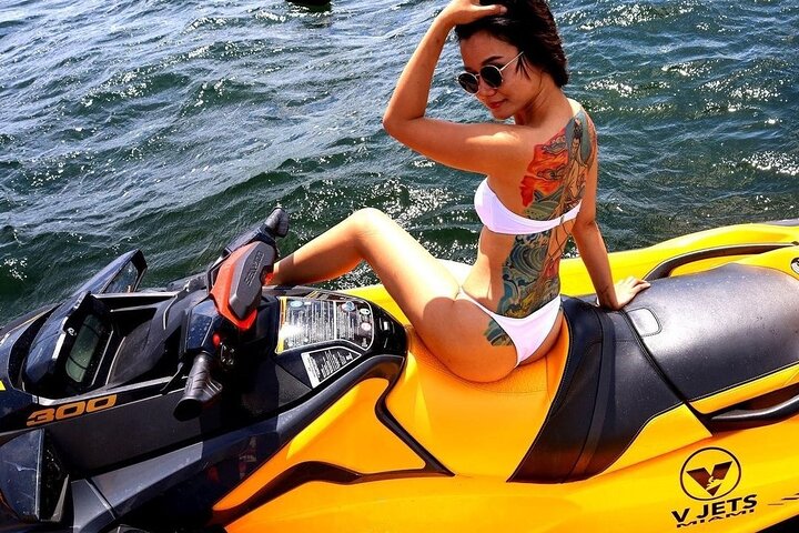 Miami Beach Jet Ski And Boat Rental - thumb 3
