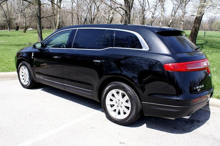 Midway Airport (Greet & Meet) To Chicago, Luxury Private Sedan, All Inclusive - thumb 0