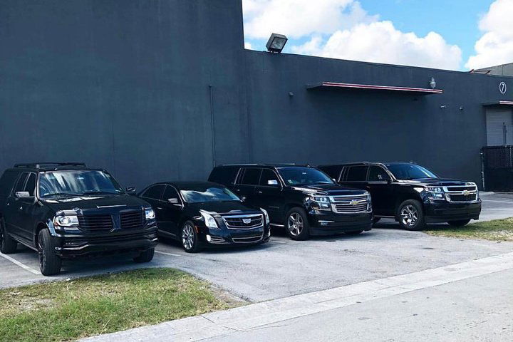 Grand Rapids Arrival Chauffeur Driven Airport Transfer - thumb 1