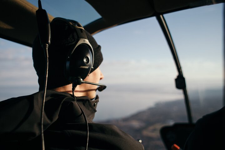 60-Mile Ultimate Helicopter Tour Over Duluth And Lake Superior's North Shore - thumb 1