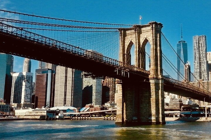 The Brooklyn Bridge And DUMBO Tour With A Private Guide - thumb 2