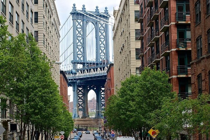 The Brooklyn Bridge And DUMBO Tour With A Private Guide - thumb 5