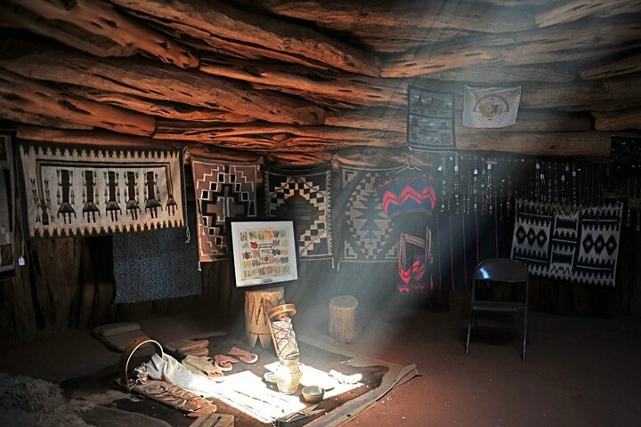 Cultural Tour Of Lower Monument Valley Tribal Park - thumb 3