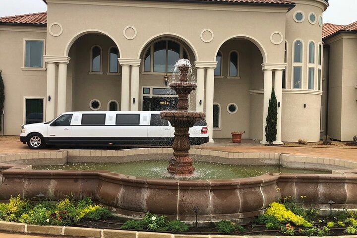 Best Of Dallas Outlet Shopping Malls Limousine Private Tour - thumb 1