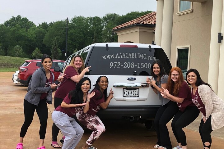 Best Of Dallas Outlet Shopping Malls Limousine Private Tour - thumb 4