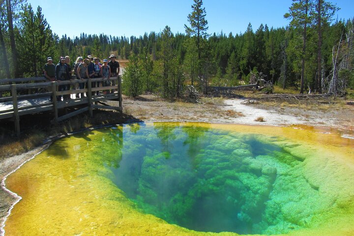 6-Mile Geyser Hiking Tour In Yellowstone With Lunch - thumb 3