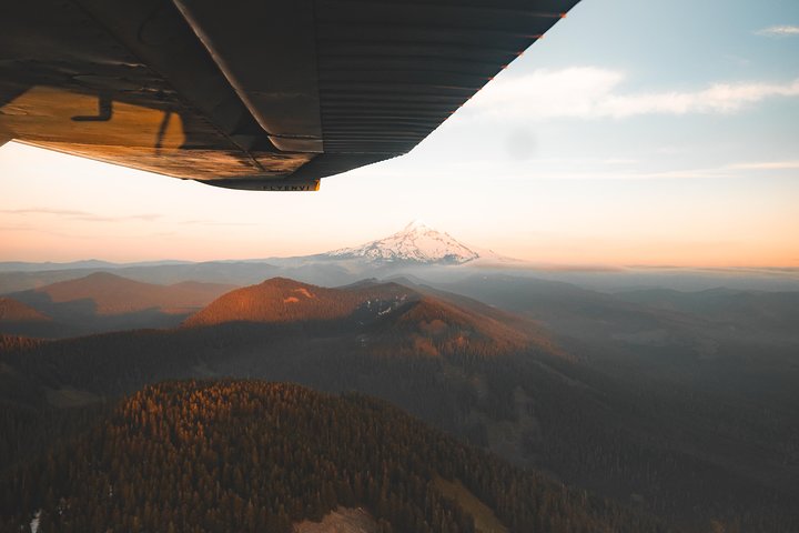 1-Hour Private Air Tour Of Mount Hood And Columbia Gorge - thumb 2