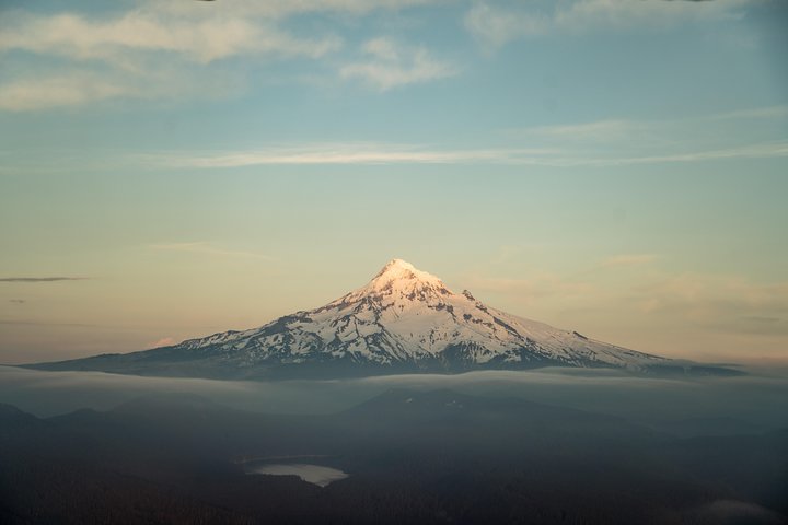 1-Hour Private Air Tour Of Mount Hood And Columbia Gorge - thumb 4